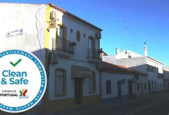Hospedaria Os Condes has Balcony rooms