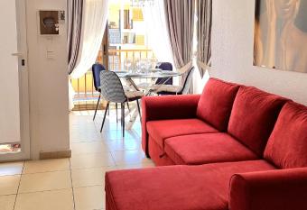 Sunny apartament near La Mata beach has Balcony rooms
