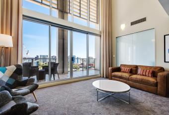 Swainson at Embassy has rooms with a private hot tub