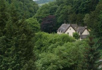 High Tor Hotel allows 18 year olds to book a room