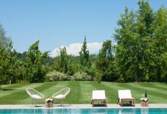 Relais 23 Hotel & Ristorante allows 18 year olds to book a room