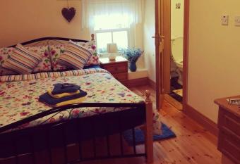 Nellys Bed and Bikes allows 18 year olds to book a room