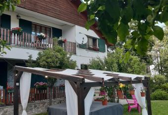 Villa Guido Apartment has Balcony rooms