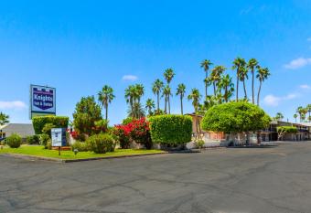 Knights Inn & Suites Yuma has Smoking rooms