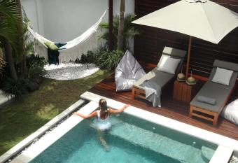 3BR Villa Olli - Minggu Villas has Balcony rooms