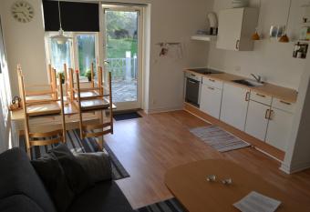 Vilstruplund allows 18 year olds to book a room