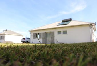 G  te des Dodos allows 18 year olds to book a room