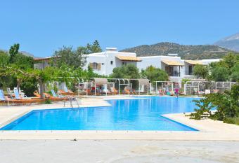 Galini Tropica allows 18 year olds to book a room