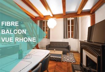 Au coeur de Lyon Proche Bellecour + Superbe Vue has Balcony rooms