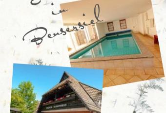 Wohlf  hlhotel H  rn van Diek Garni mit Schwimmbad has Balcony rooms