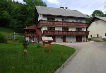 Apartmaji Pika has Balcony rooms