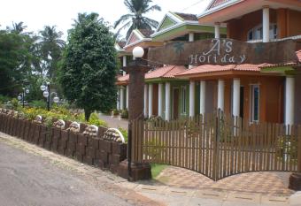 A s Holiday Beach Resort has Balcony rooms
