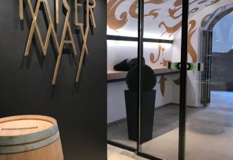 Kaiser Max Design Appartements has Balcony rooms