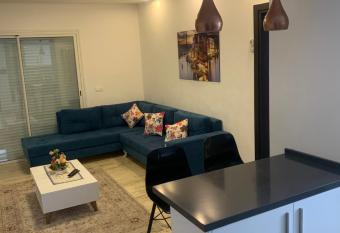 Appartement neuf luxueux jardins de carthage has Balcony rooms