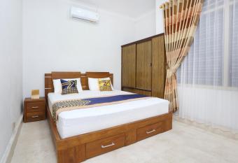 OYO 2268 Tim-tim Homestay Syariah allows 18 year olds to book a room