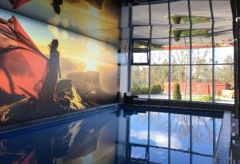 Hotel Business Faltom Gdynia allows 18 year olds to book a room