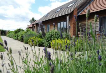 Elm Tree Farm Accommodation allows 18 year olds to book a room