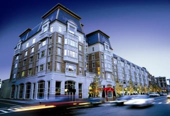 Hotel Commonwealth has Balcony rooms