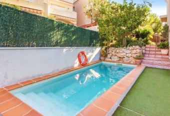 4 bedrooms villa at Torredembarra 160 m away from the beach with sea view private pool and enclosed garden has Balcony rooms