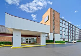 Americas Best Value Inn - Baltimore has Smoking rooms