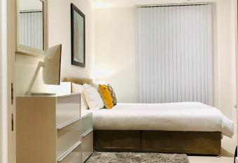 Luxury Lodge Excel London allows 18 year olds to book a room