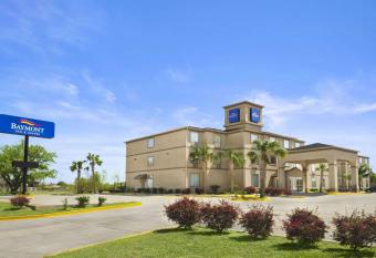 Baymont by Wyndham Marrero allows 18 year olds to book a room