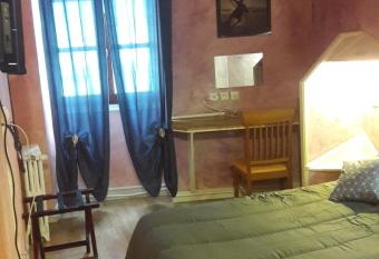 Ludotel allows 18 year olds to book a room