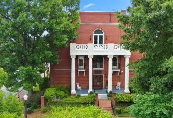 The James Madison Inn has Balcony rooms