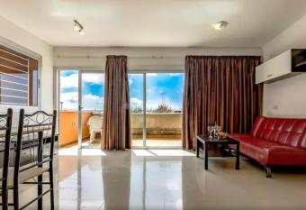 Strelitzia Park has Balcony rooms