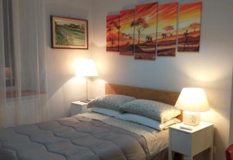 B&B Acquamarina allows 18 year olds to book a room