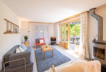 Chalet Panorama has Balcony rooms