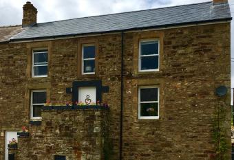 Fell View, Slaggyford allows 18 year olds to book a room
