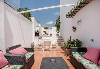 Casa Beramendi has Balcony rooms