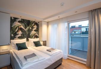 Wilmas Apartments by Arbio allows 18 year olds to book a room