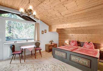 Ferienwohnung Haus Reiteralm has Balcony rooms