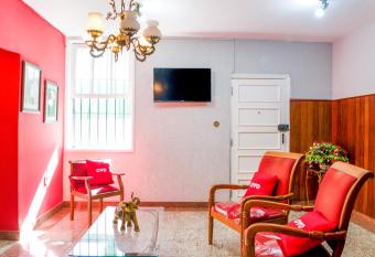 OYO Hotel Lindoia, Petropolis allows 18 year olds to book a room