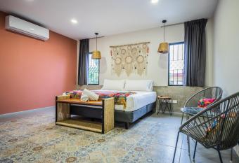Hotel Boutique Casa Xaan allows 18 year olds to book a room