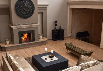 Casa Neek allows 18 year olds to book a room