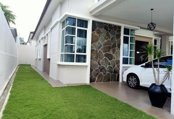 Permata Hanan Homestay Sungai Petani Kedah has Balcony rooms