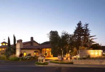 Napa Valley Lodge has Balcony rooms