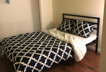 Cozy Home in San Bernardino has Balcony rooms