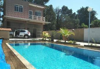Casa temporada cachoeira grande piabet   has Balcony rooms