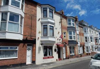 Marjune Guest House allows 18 year olds to book a room