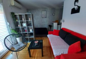 Studio IKA has Balcony rooms