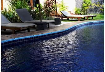 Niramaya Villa allows 18 year olds to book a room