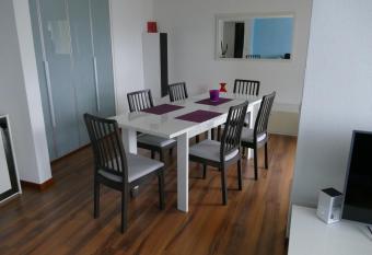 Helles Appartement in Seen  he has Balcony rooms