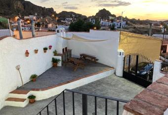 Cueva de Manuela has Balcony rooms