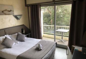 Hotel Le Christina has Balcony rooms