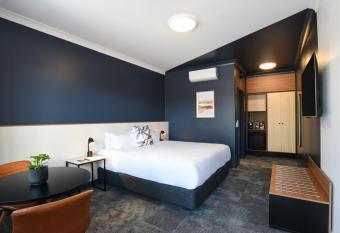 HotelMOTEL Adelaide allows 18 year olds to book a room