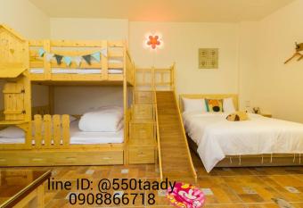                               4-6                has Balcony rooms